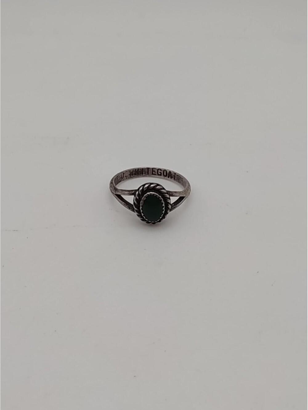 D Whitegoat Navajo Sterling Silver Green Stone Ring Sz 6.75 - Picture 1 of 5